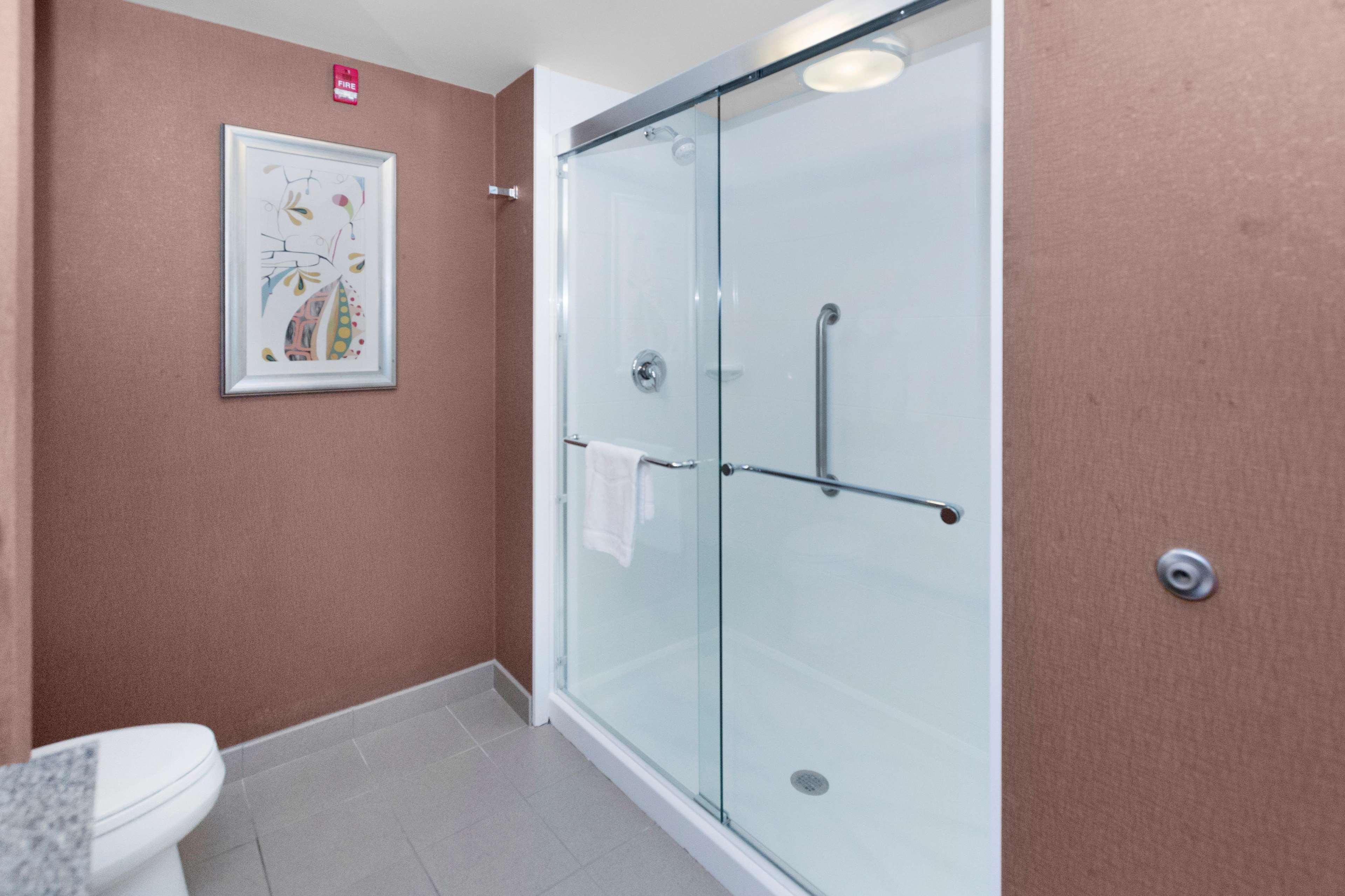 Hampton Inn Butler Esterno foto
