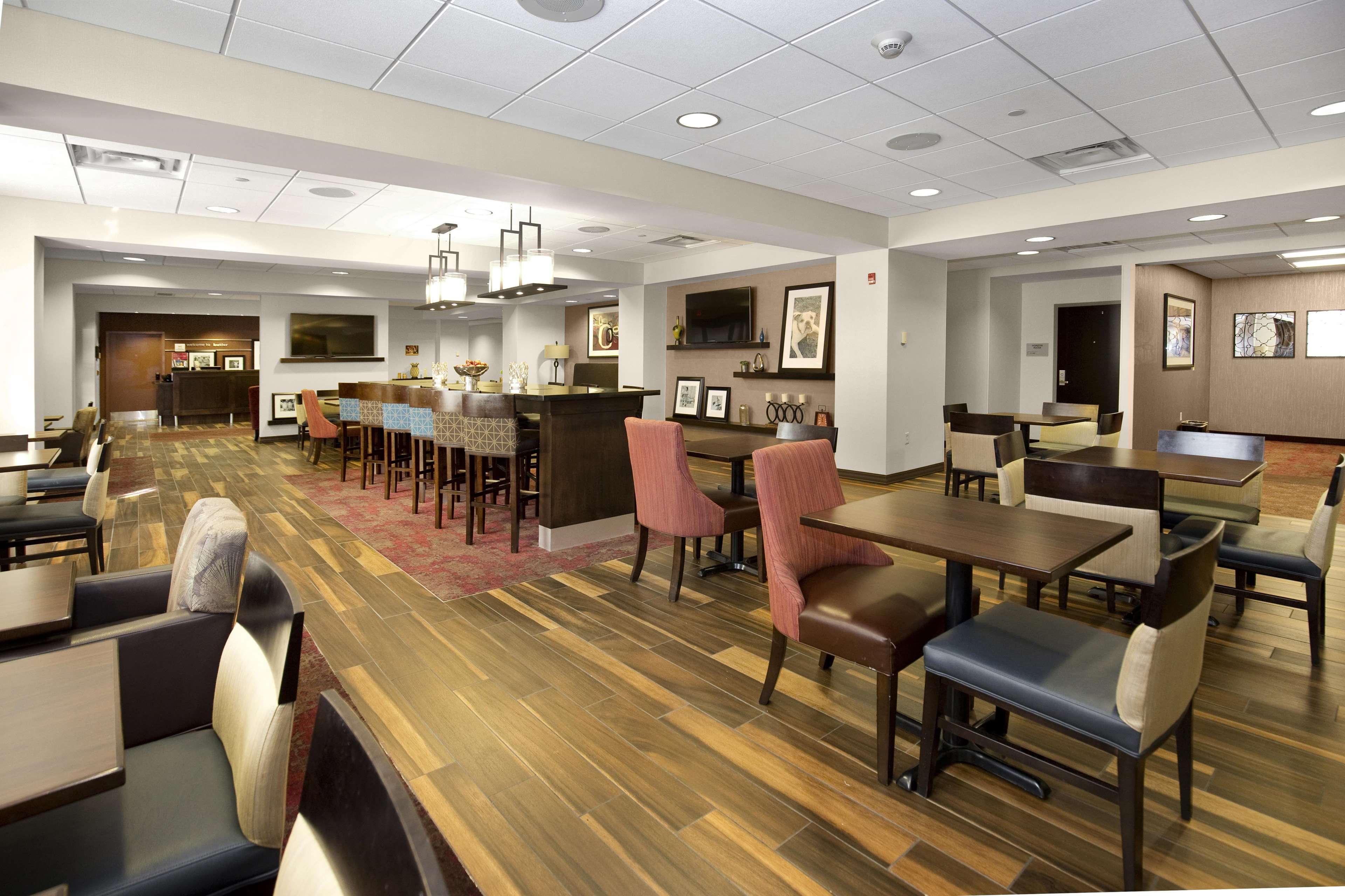 Hampton Inn Butler Esterno foto